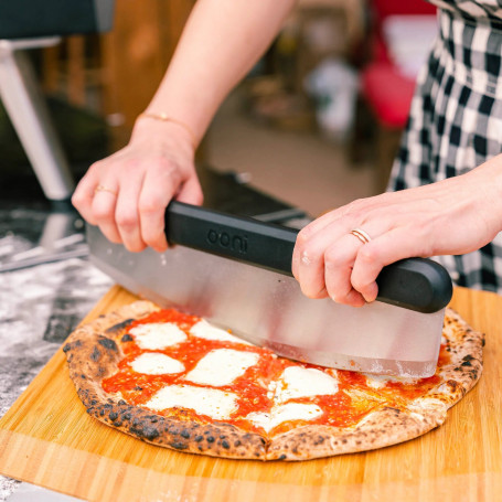 Planche à pizza en bois de bambou Karu 12 et Koda 12 Ooni