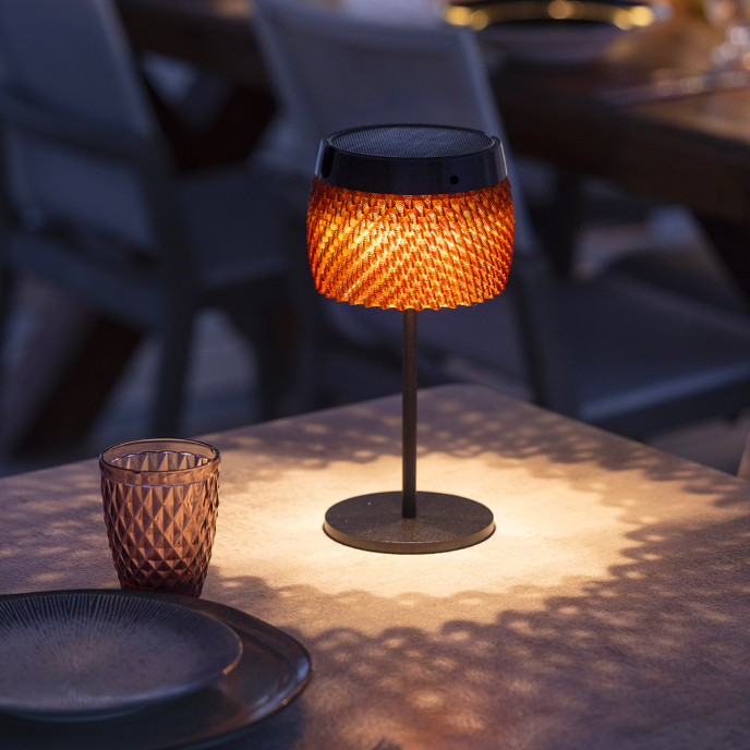 Lampe de table solaire Lolie ambre 200 lumens - Les Jardins