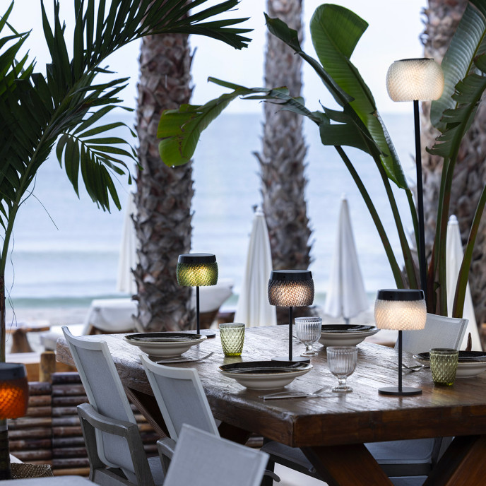Lampe de table solaire Lolie olive 200 lumens - Les Jardins
