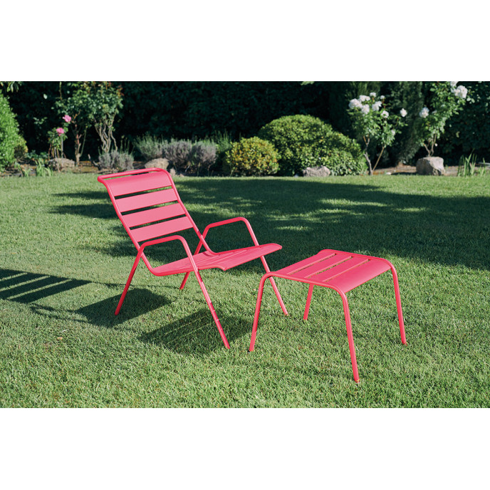 Table Basse Repose Pieds Monceau Cerise Noire Fermob